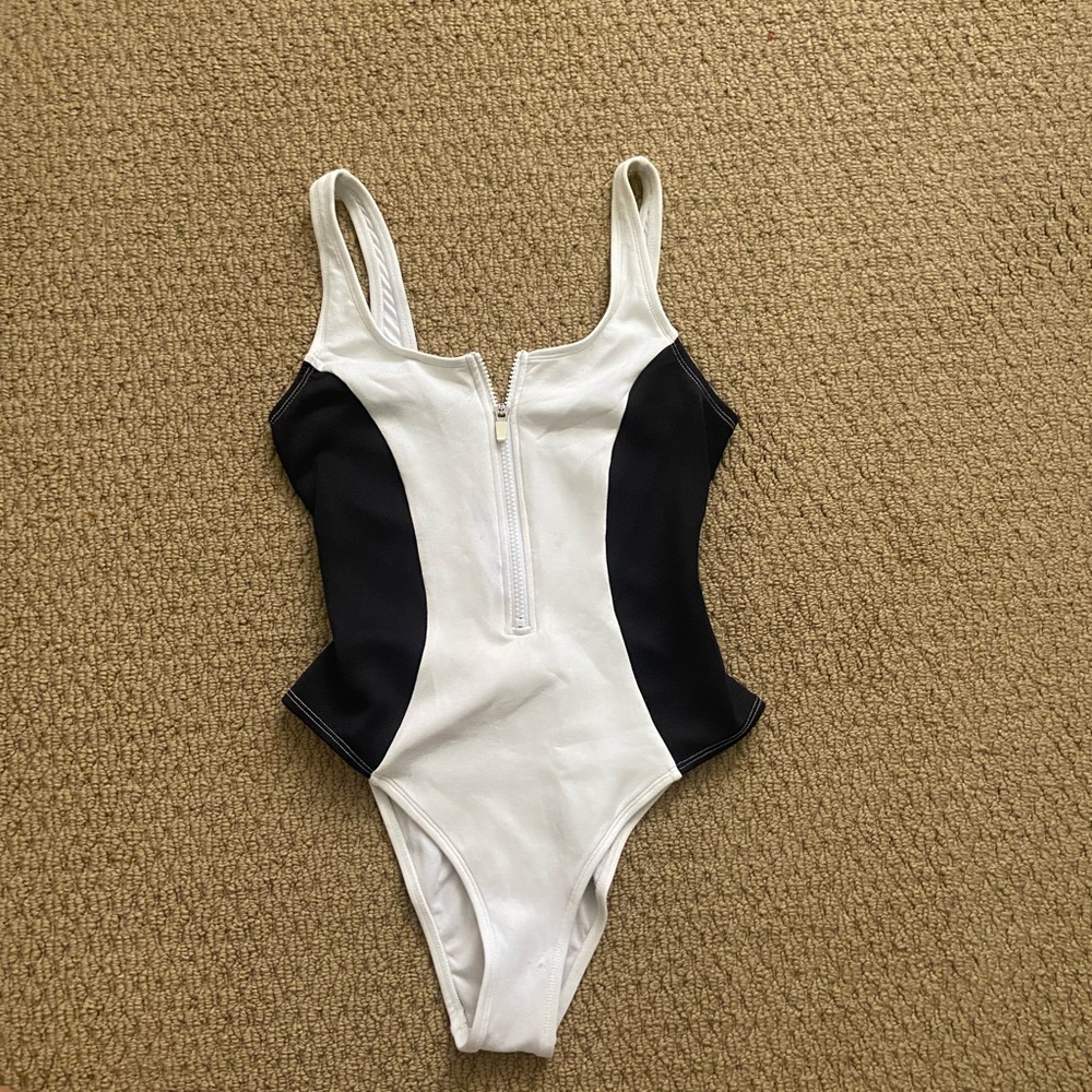 One piece bathing suit